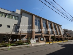 新宿区四谷坂町