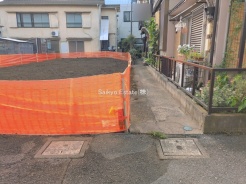 調布市菊野台2丁目