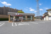 セブンイレブン国立学園通り店