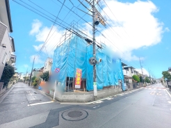 住みやすさと利便性を兼ね備えた立地。高い住宅性能を備えた安心で暮らしやすい住まいです。
■調布市深大寺東町6 新築一戸建て■