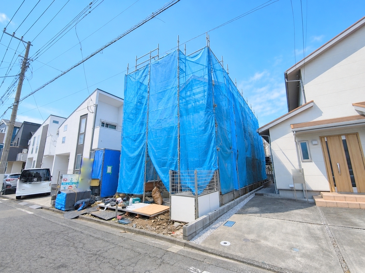 四季の風を感じられる新邸宅で新生活！安らぎと利便性を兼ね備えた住環境です。■八王子市元横山町3丁目　新築戸建て■