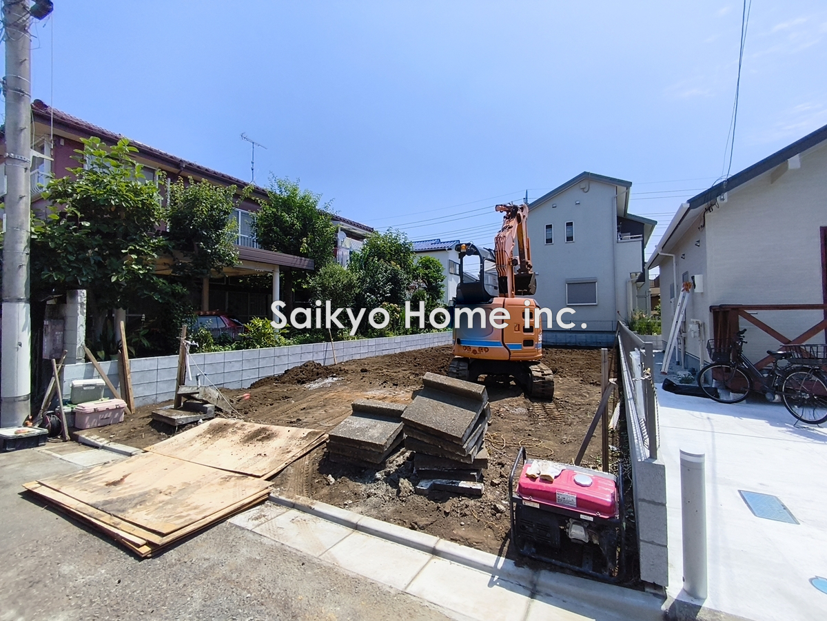 南向きの住宅は日当たりも良好。晴れの日は西側のバルコニーでたっぷりと洗濯物を干すことができ家事もはかどりますよ。
■国分寺市本多4 新築一戸建■